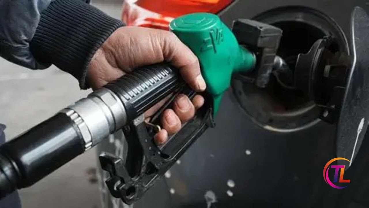 Oil prices extend gains after Iran makes new threat to Gulf shipping