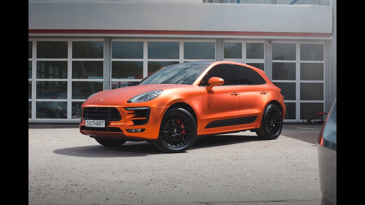 Porsche Macan - Orange Matte Chrome