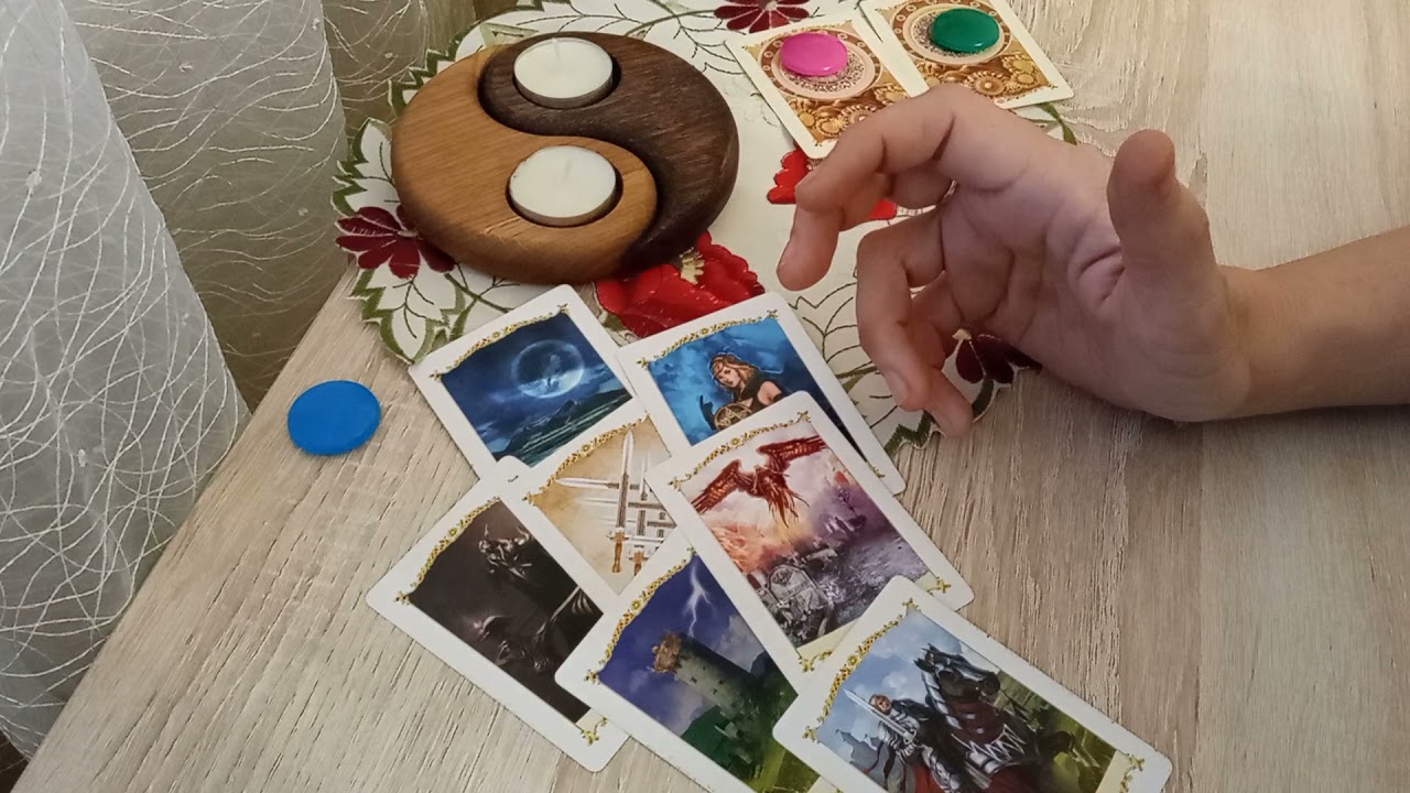 Que esta pasando detras de mi espalda? Tarot interactivo hoy. Canalizacion. Elige una carta