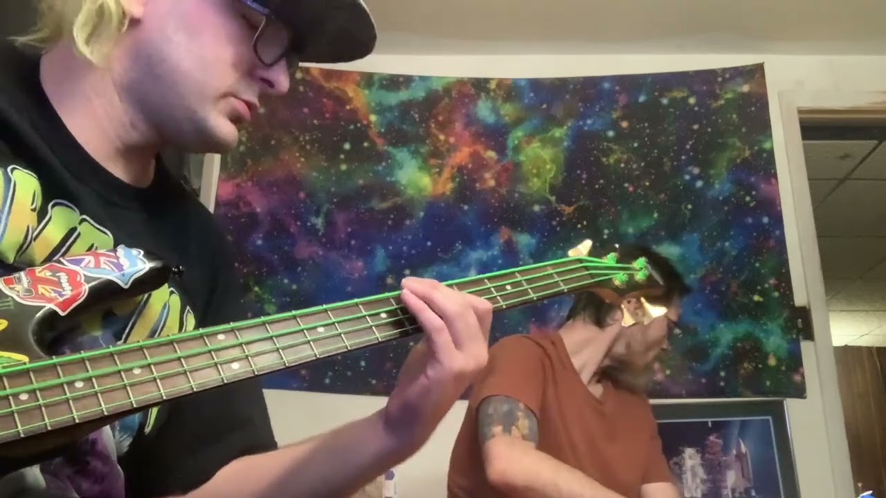 Pink Floyd - Have a Cigar  Bass Guitar Cover Jam 