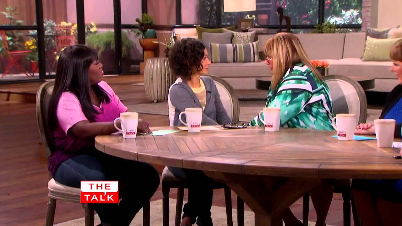 The Talk - Penny Marshall on Reuniting with Cindy Williams 8 August, 2013