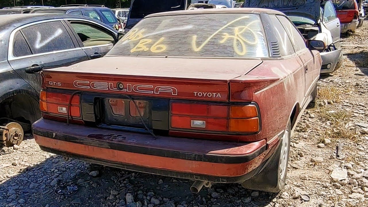 She was nice on the inside 1989 Toyota Celica GTS Junkyard Find