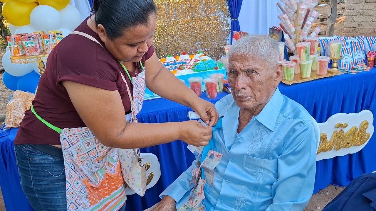 Asi nomas festejo su cumpleaños don Lucio, Aya en Cuadrilla nueva guerrero municipio de Cutzamala 