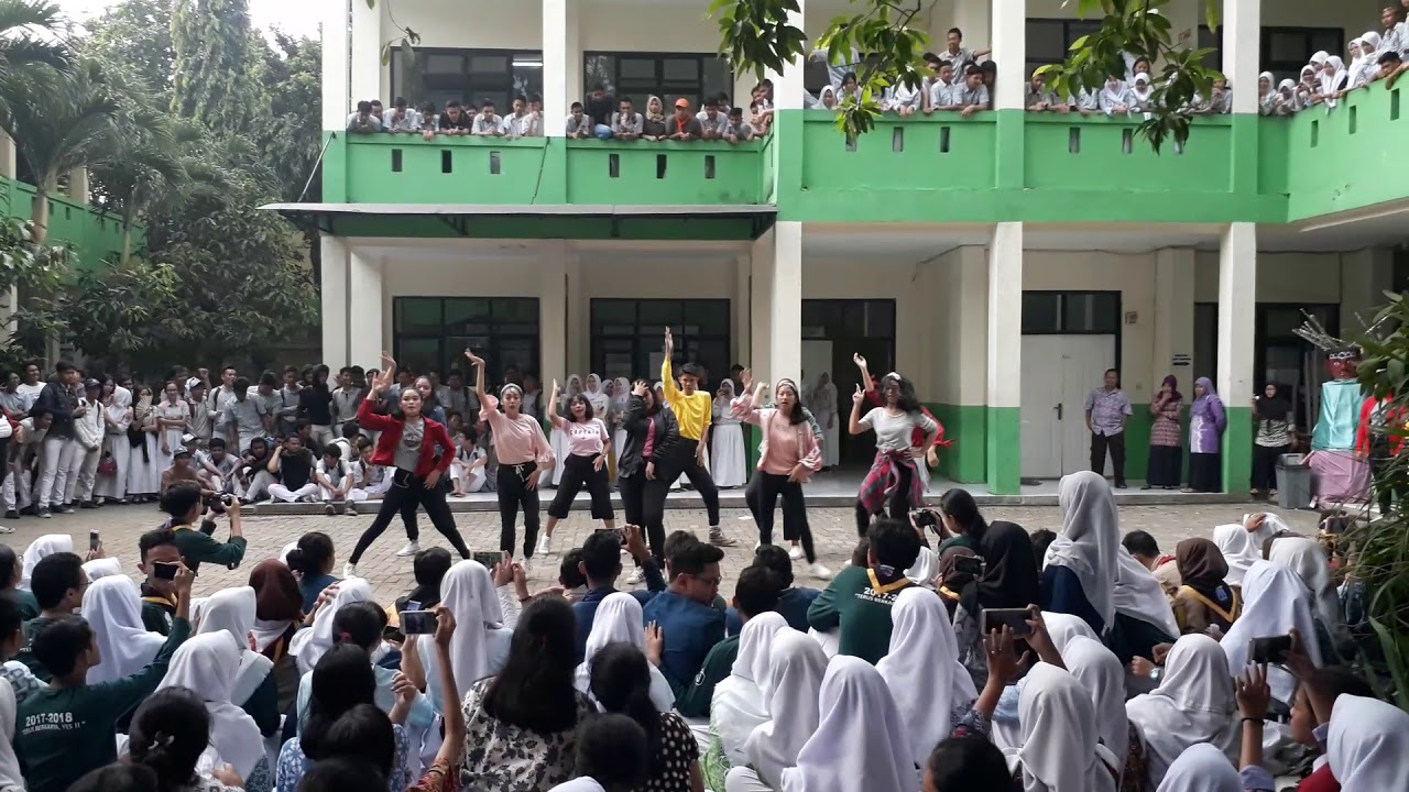 Demo Ekskul Modern Dance SMAN 9 TANGSEL 2018