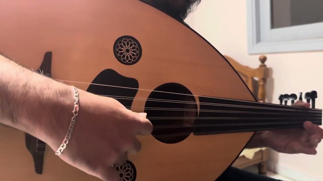 استمتع بعزف عود رائع لأغنية مامنك زوج