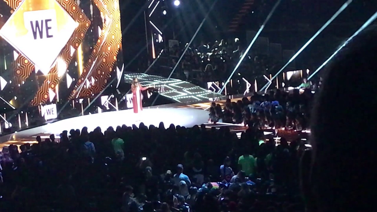 WE DAY 2017 PERFORMANCES (INGLEWOOD, CALIFORNIA)