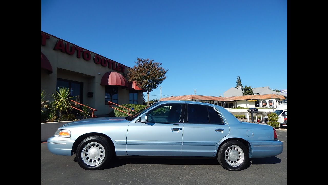 2000 Ford Crown Victoria LX overview and walk around review!