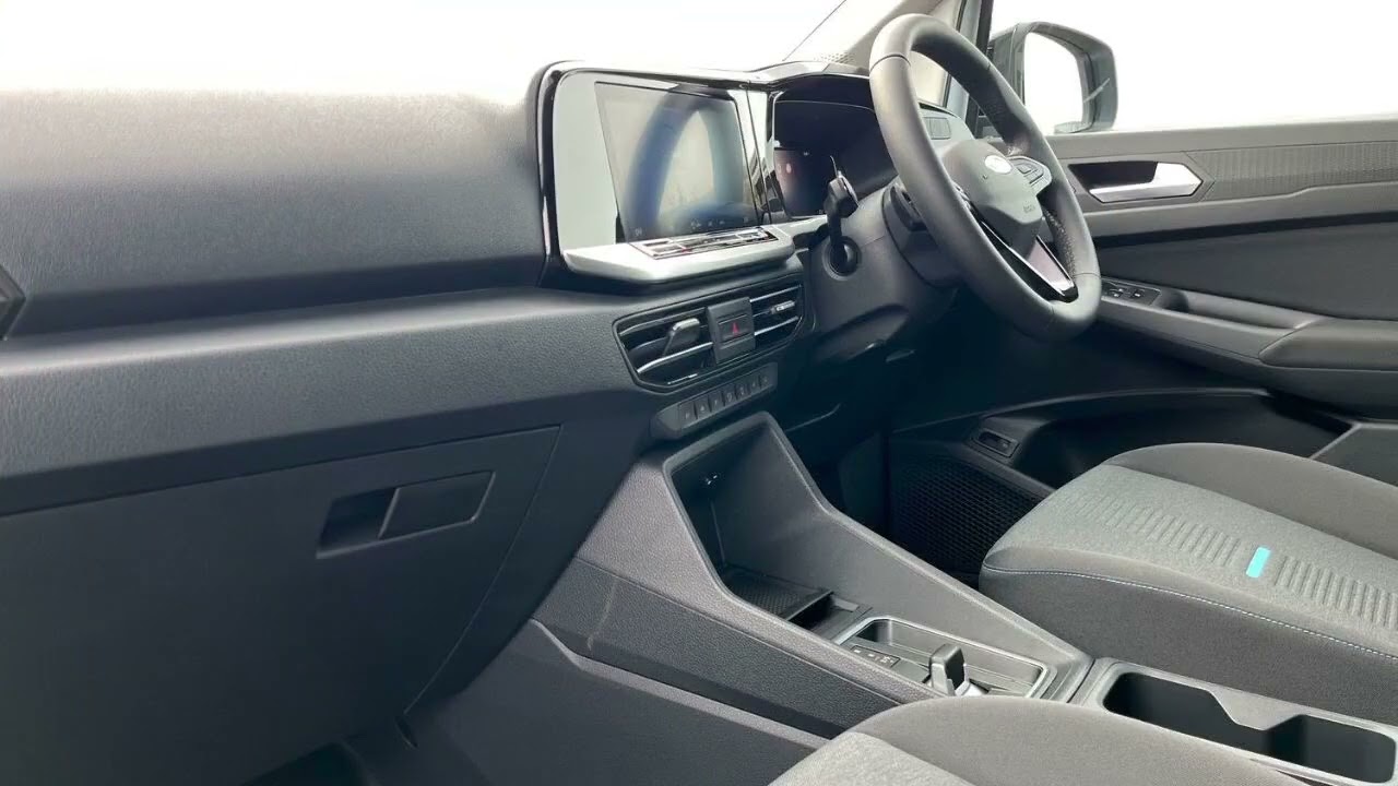 Ford Connect L1 FlexCab Active AUTO in Frozen White