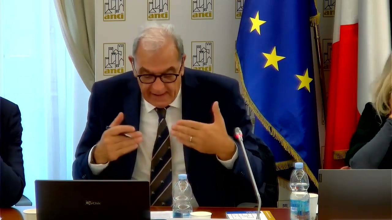 ANTONIO VISCOMI ROMA 24 11 2023 TRENT'ANNI DOPO. IL LAVORO NEL SISTEMA DELLE AUTONOMIE LOCALI