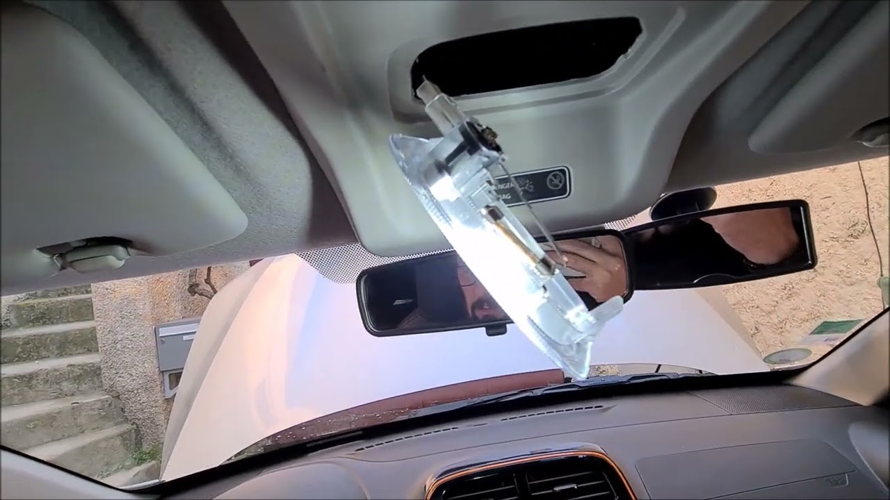 Dacia Spring - L'éclairage Intérieur et Extérieur
