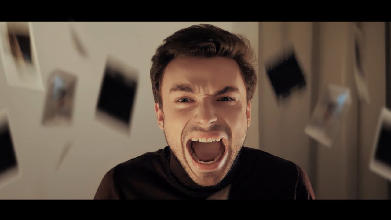 B.L.U.E. - ZOSTAŃ (Official Video)