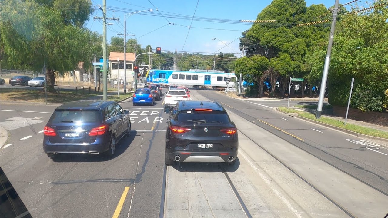 Driver's View Tram 70 Glenferrie Rd to Wattle Park