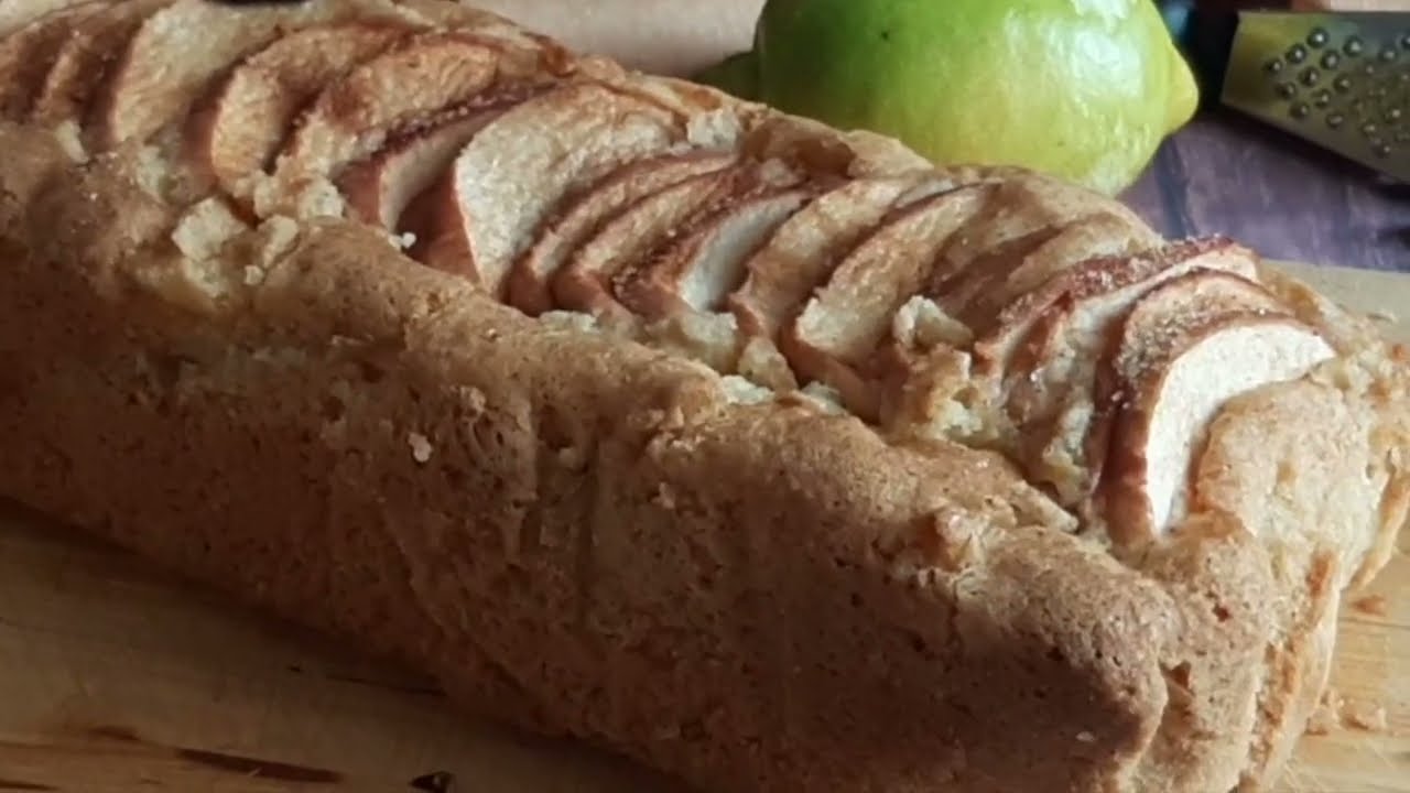 Plumcake alle mele senza burro: morbido e profumato alla cannella è il dolce ideale per la colazione