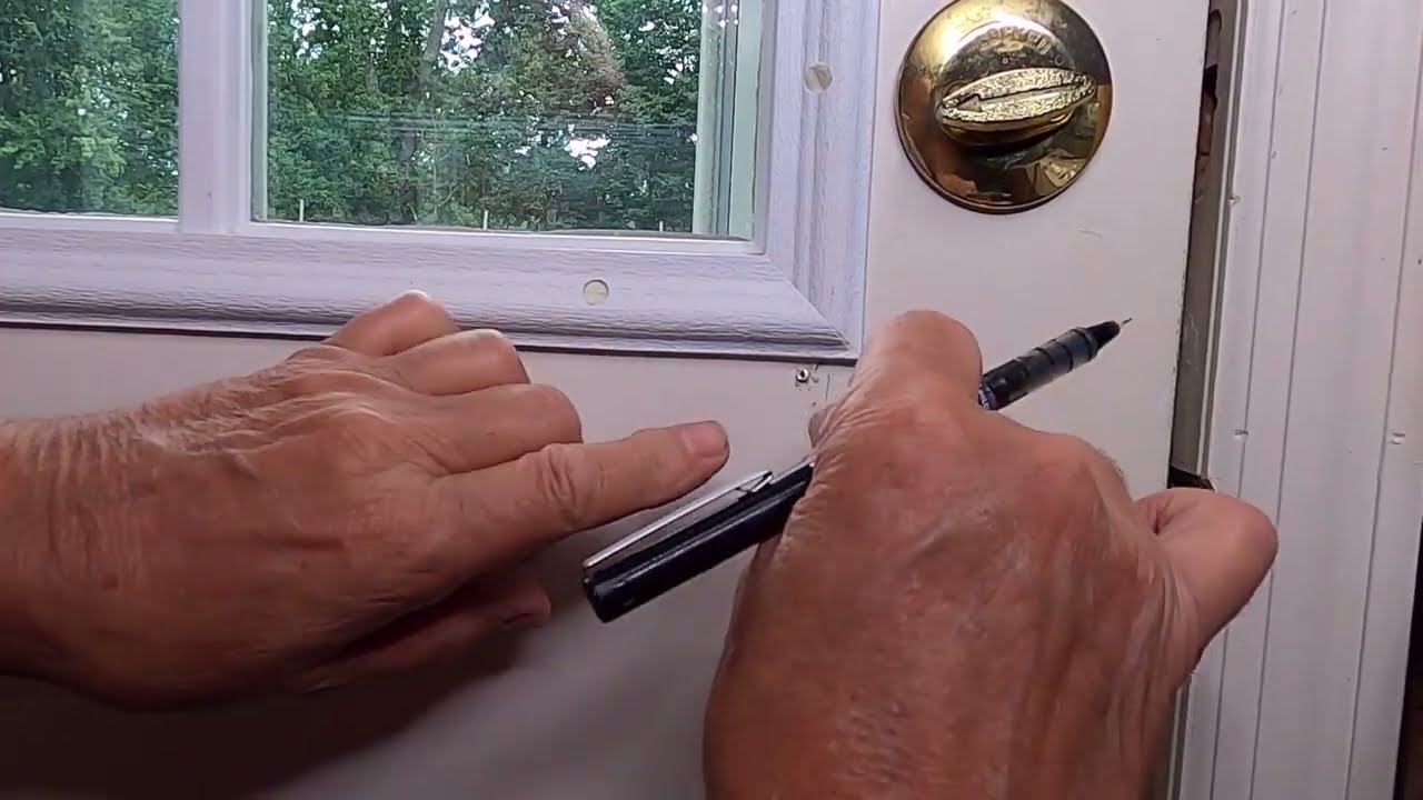 Install Mini Blind On A Metal Door