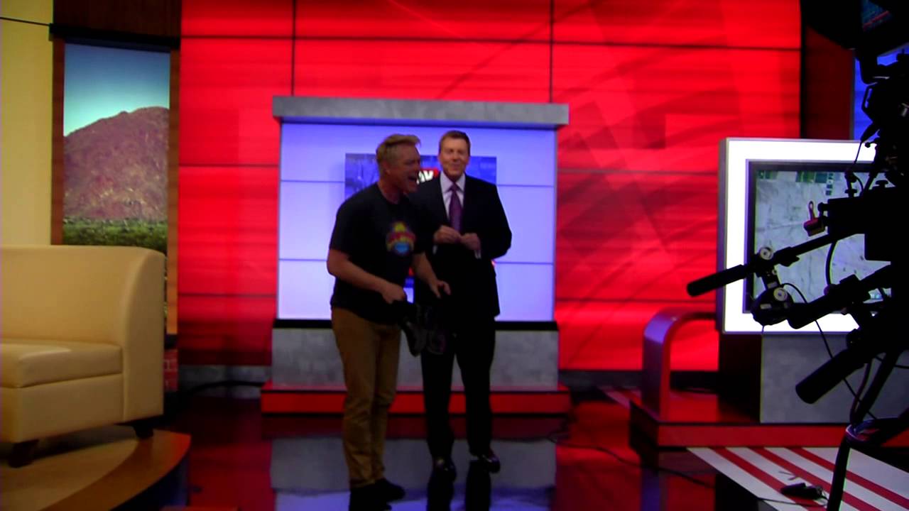 FOX 10 backstage impromptu jam session