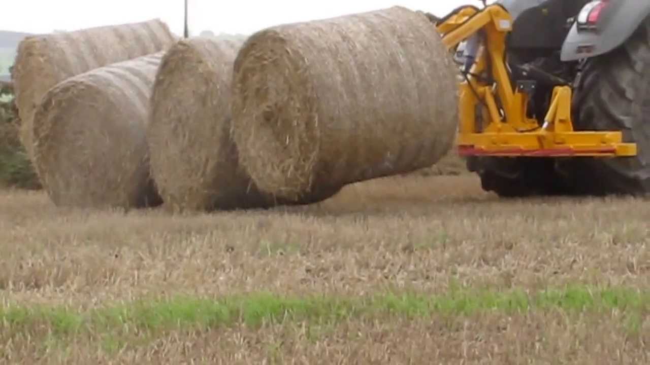 Bale clearing with Murray Machinery Octa-Quad Bale Transport System