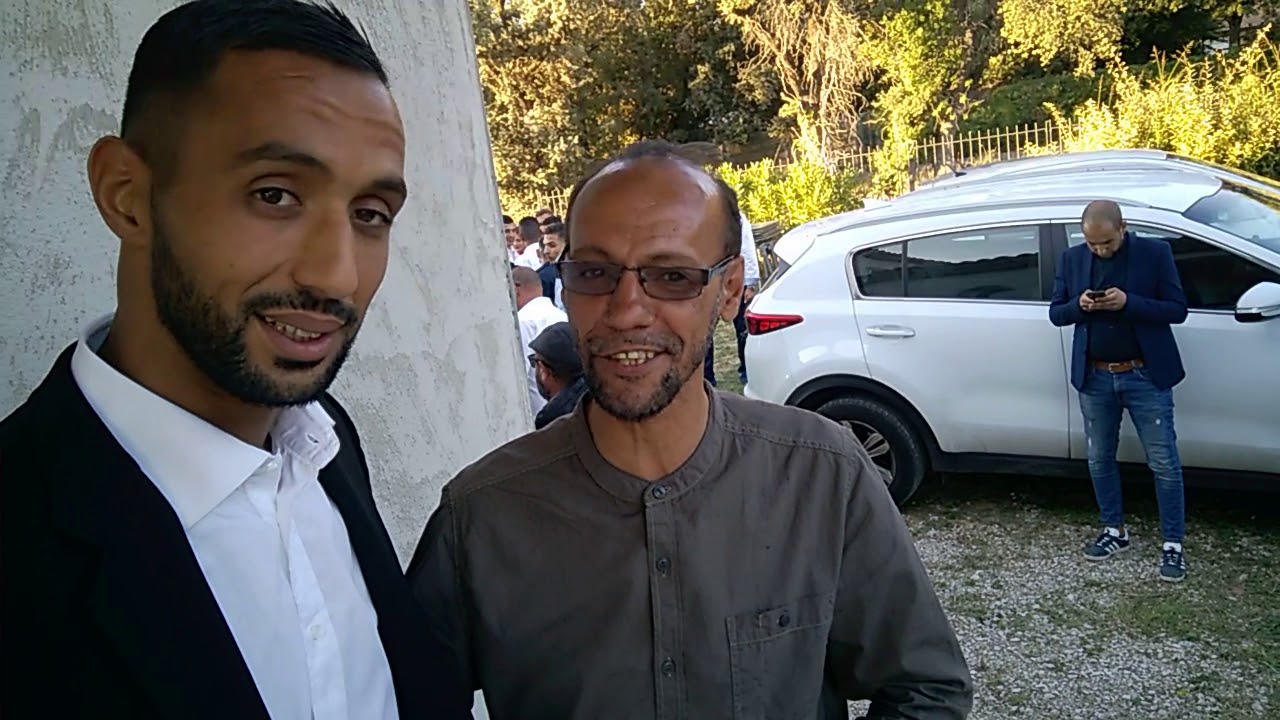 Le professeur Rahmouni Afif avec Mehdi Benatia ; le footballeur international