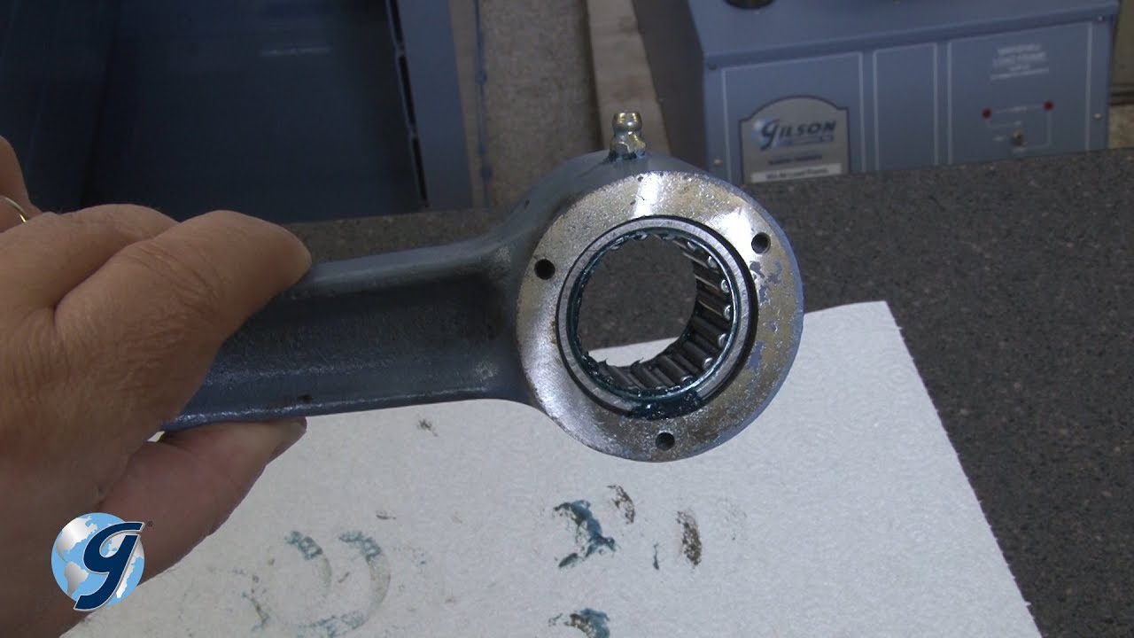 Checking the Connecting Rod Bearings in a Gilson Testing Screen