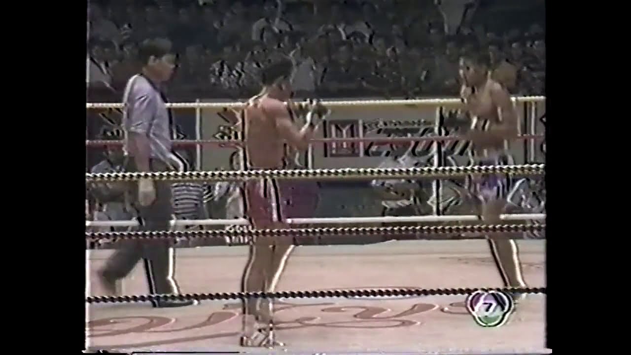 Jack Kiatniwat vs  Tweechai Wor Precha | Muay Thai from Rajadamnern Stadium