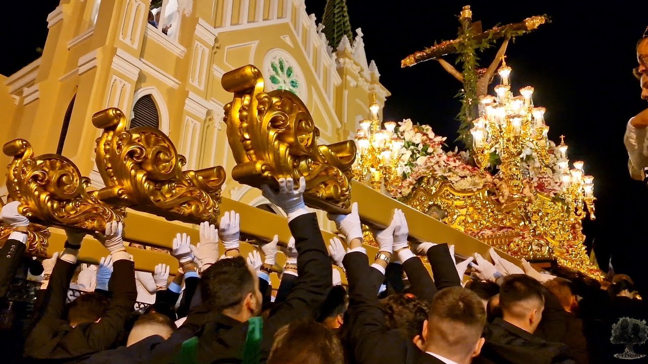 Encierro del Santísimo Cristo de la Vera Cruz de Alhaurín el Grande - Día de la Cruz