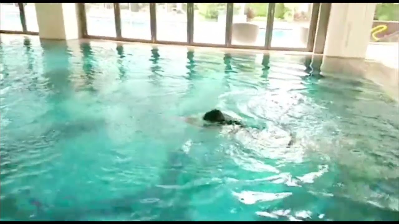 水中運動，學緊自由式
