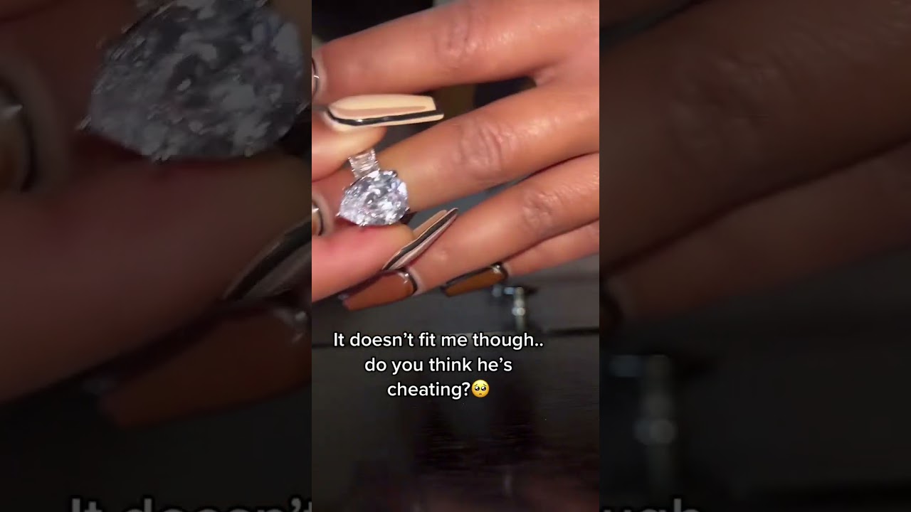 Jewelry pages be like..😅😅 