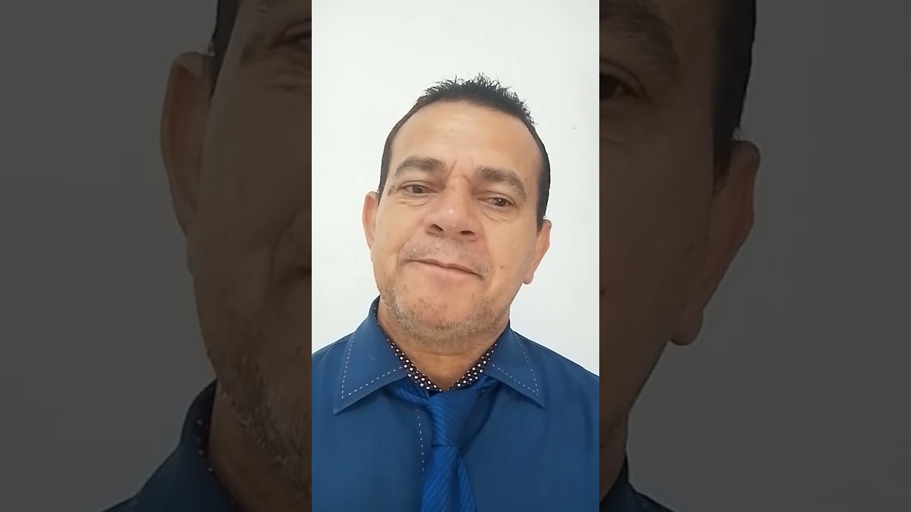 João se isolou.