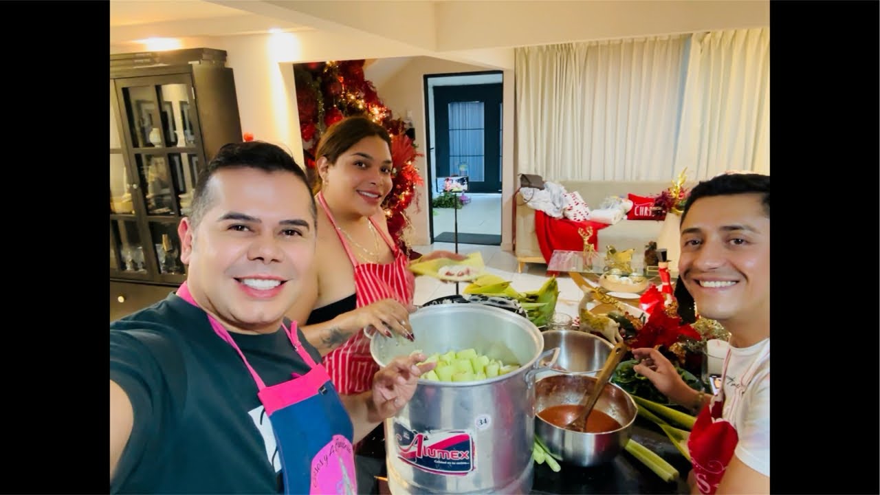 Haciendo tamales 👌🏼🥰😋