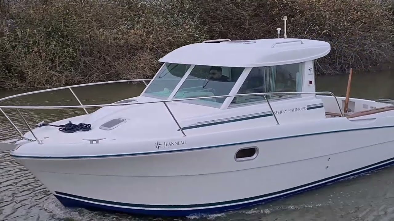 £28,000 2004  Jeanneau Merry Fisher 695 for sale in Caversham United Kingdom £28,000