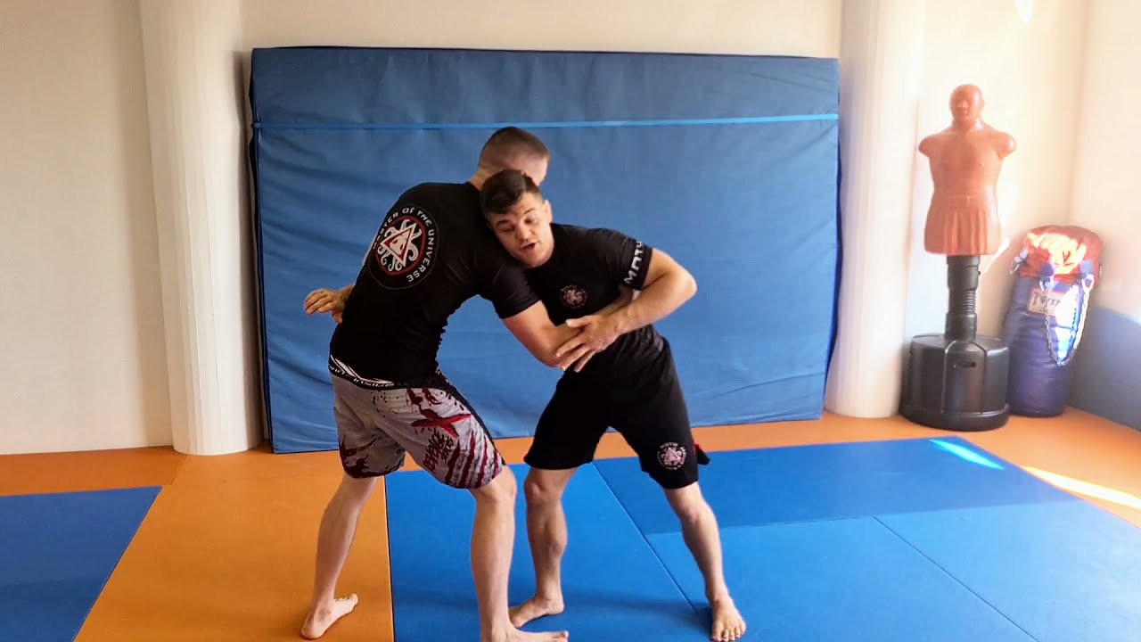Greco Roman Wrestling Throw - Body Lock Elevator Throw Grappling for MMA Ausheber Ringen