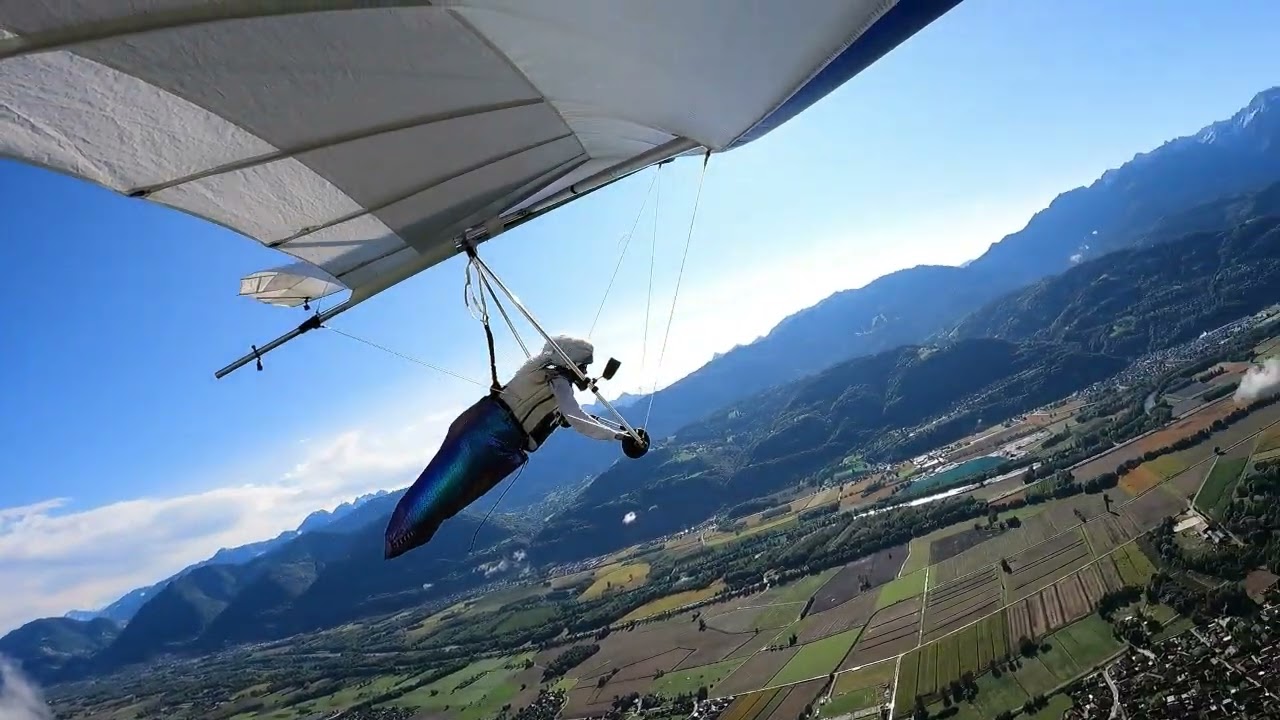 Flight #7, St. Hilaire, France