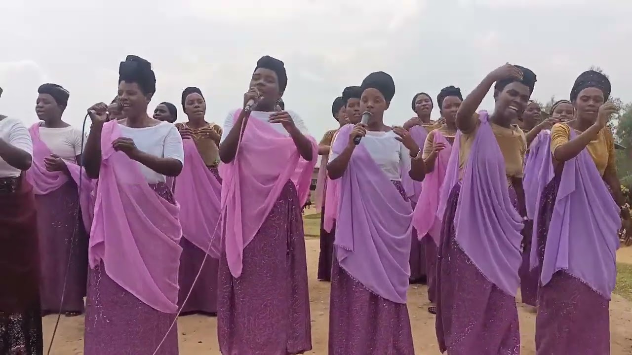 HAKURYA YA YORODANI BY EZOBU CHOIR.( Baturirimbiye neza mugiterane cyabereye I Nyagatare /Rwimiyaga)