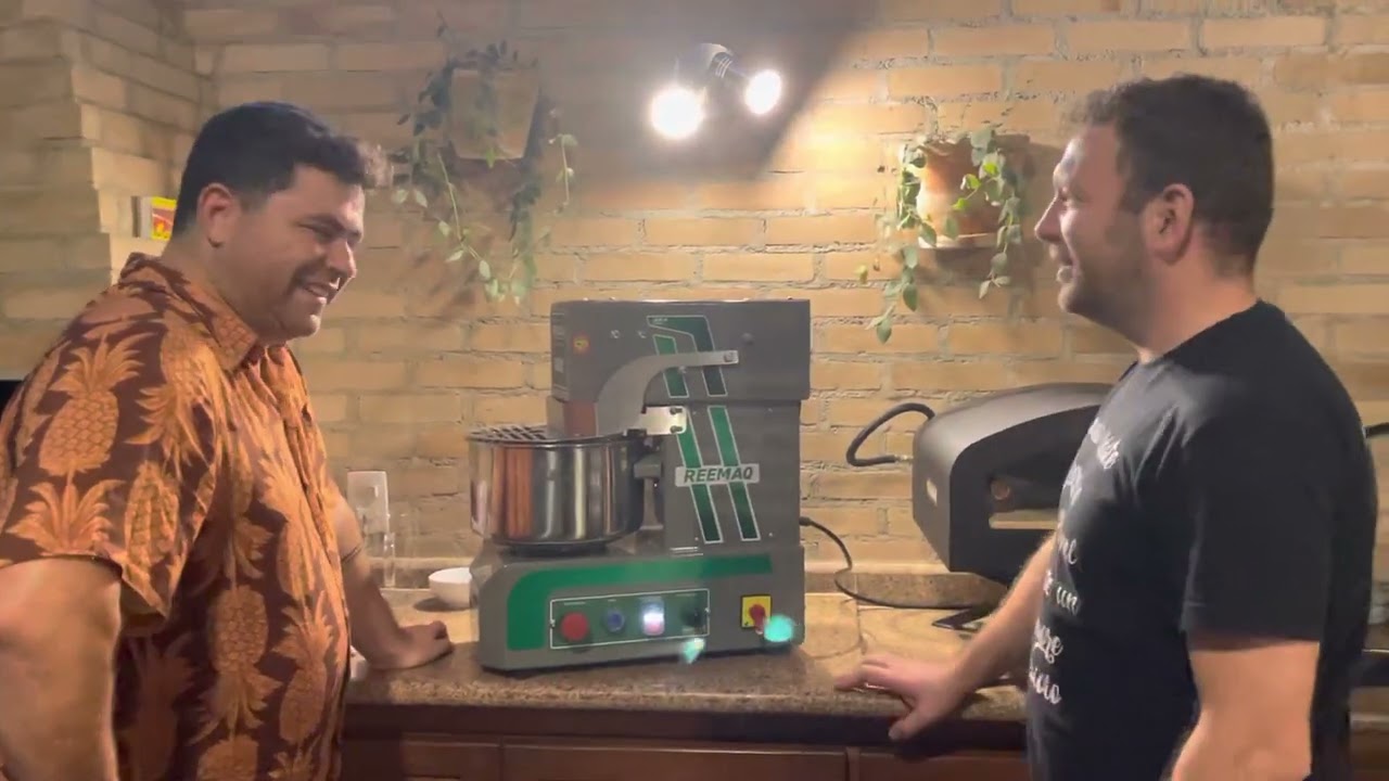 Testamos a nova masseira AR-06 da REEMAQ - desenvolvida para o segmento de pizza e pão artesanal