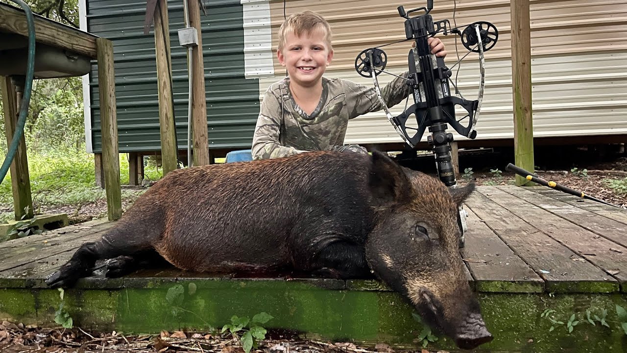 Wild Hogs , Hunting Camp and a Million $ Mansion￼ (Luke's First Crossbow Hunt)