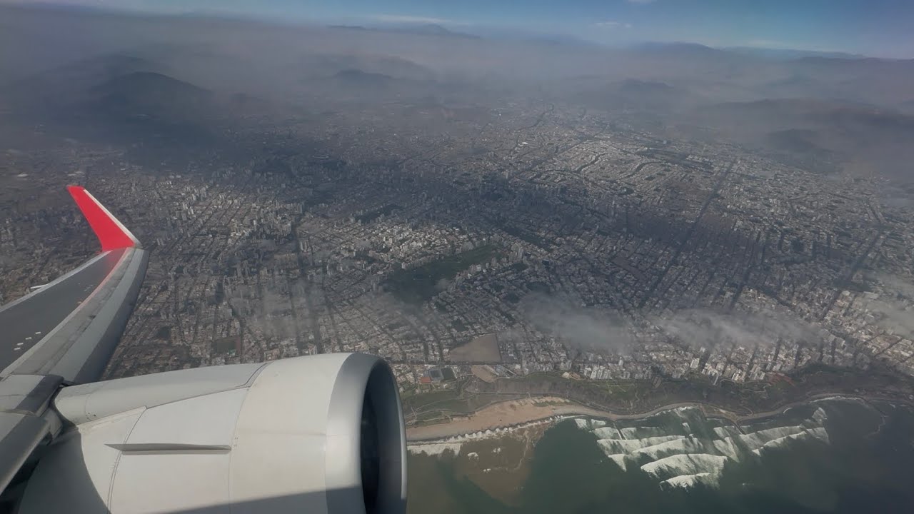 LATAM B767-300 ER Lima Take off