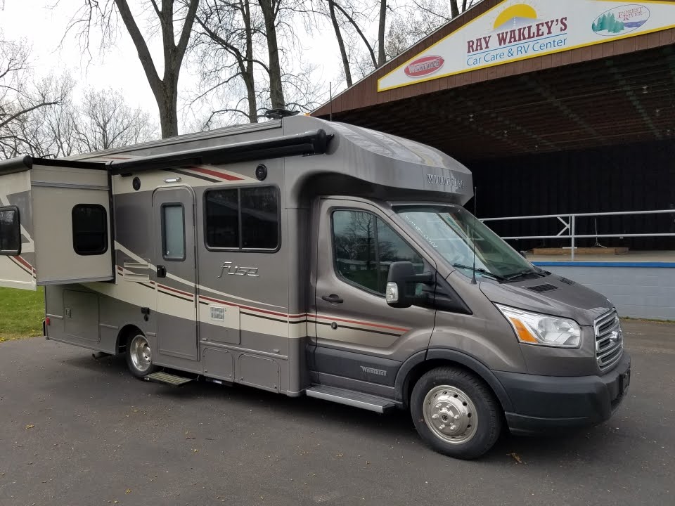 2017 Winnebago Fuse 23T
