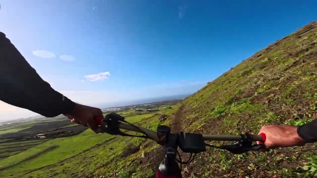 Día espectacular en MTB con la Whistle . #mtb #mtblife #mtblifestyle #lanzarote 