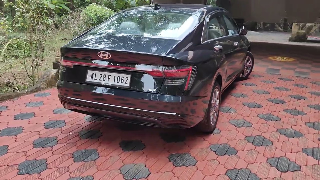 Hyundai Verna 2023 SX iVT Starry night