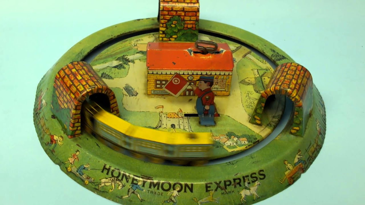 RARE ANTIQUE 1926 MARX HONEYMOON EXPRESS TRAIN TIN WIND UP TOY