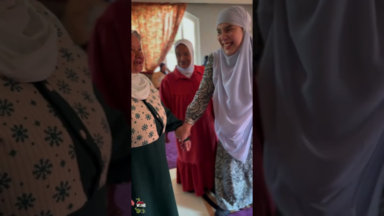 الضحك من القلب مع سيدات القصر