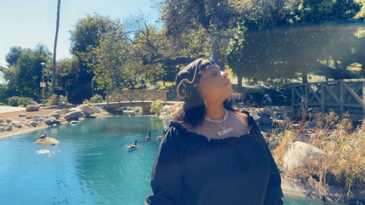 When you know “It’s Time To Pray” - Lady Harmony
