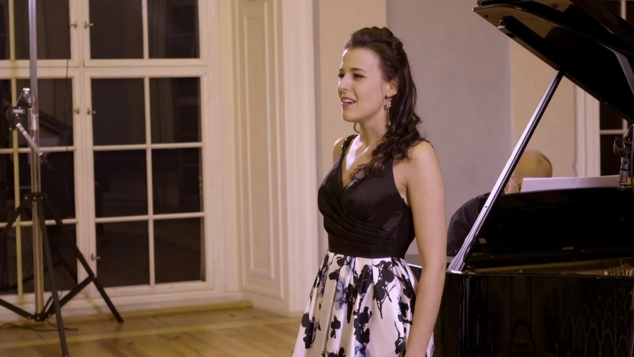 Bohuslav Martinů - Songs on Two Pages - Kristýna Kůstková, Martin Kasík