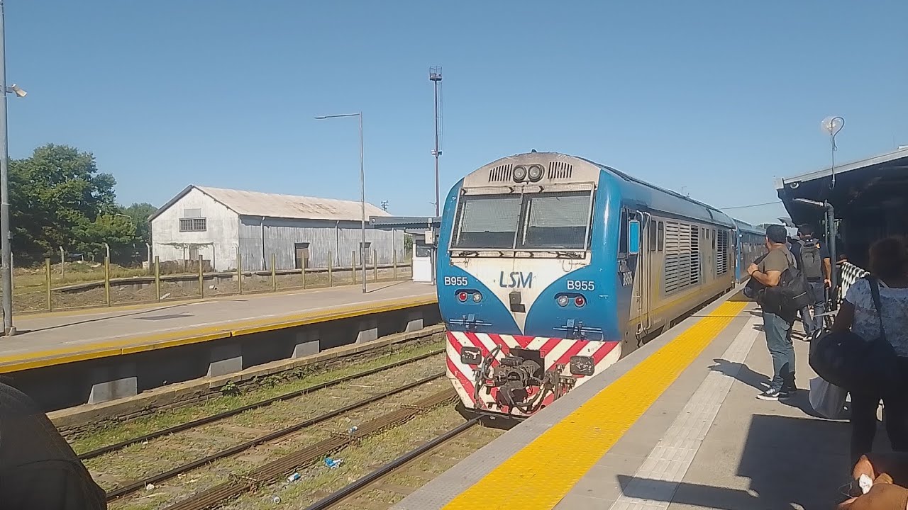 Tomando en tren LINEA SAN MARTÍN | Joel77