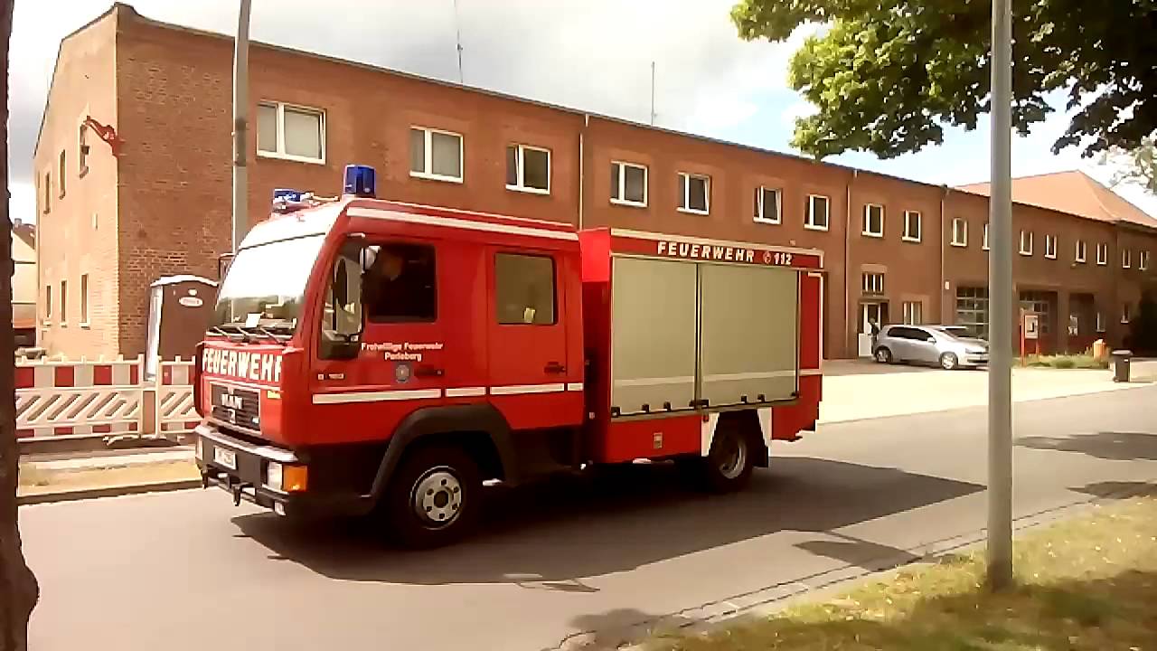 Feuerwehr Perleberg beim Ausrücken am 01.08.
