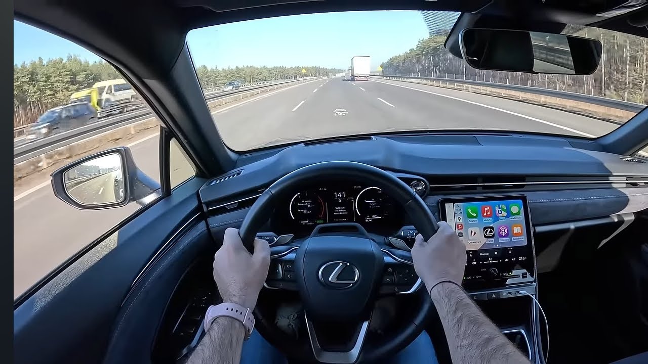 NEW Lexus LBX 2025 (1.5 Hybrid 136 hp) || POV Test Drive 