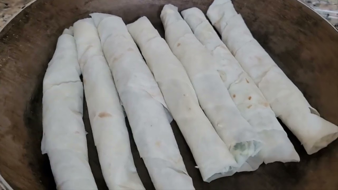 İKİ YUFKA İLE SAHURLUK BASİT BÖREK YAPMA 