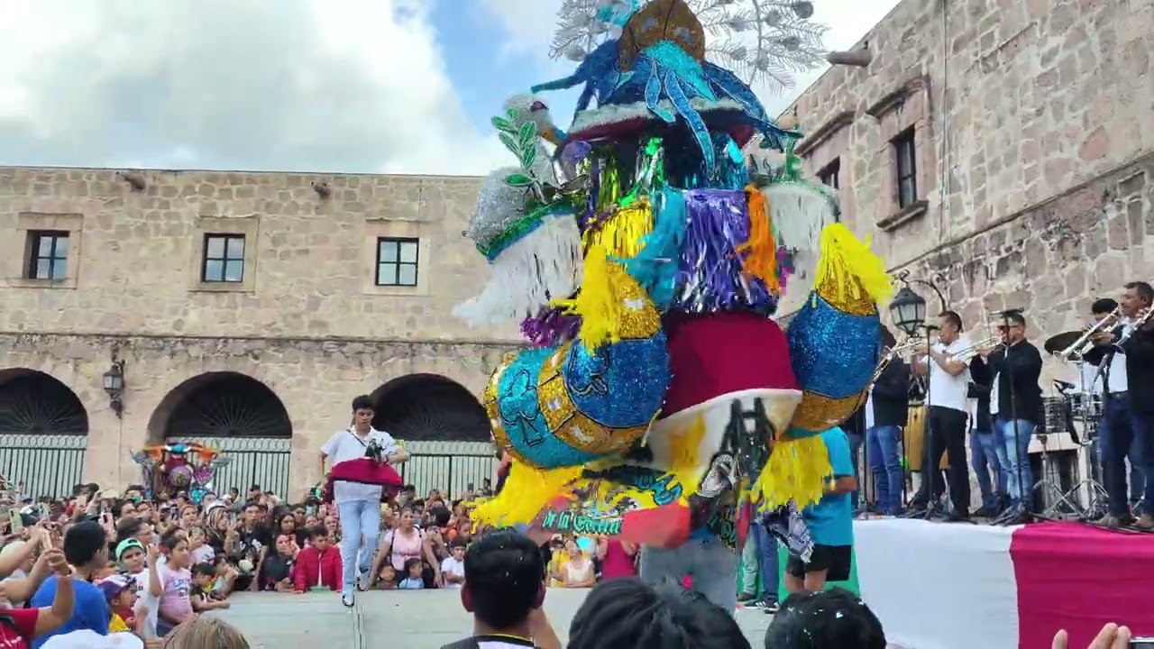 7MO FESTIVAL del Torito de Petate en la Casa de Cultura #fiesta #tradicionesycostumbres #morelia