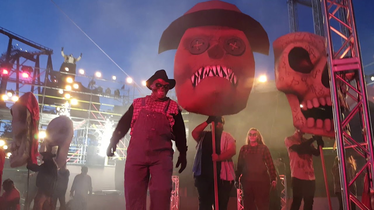 2017 Cedar Point Call of the Scare