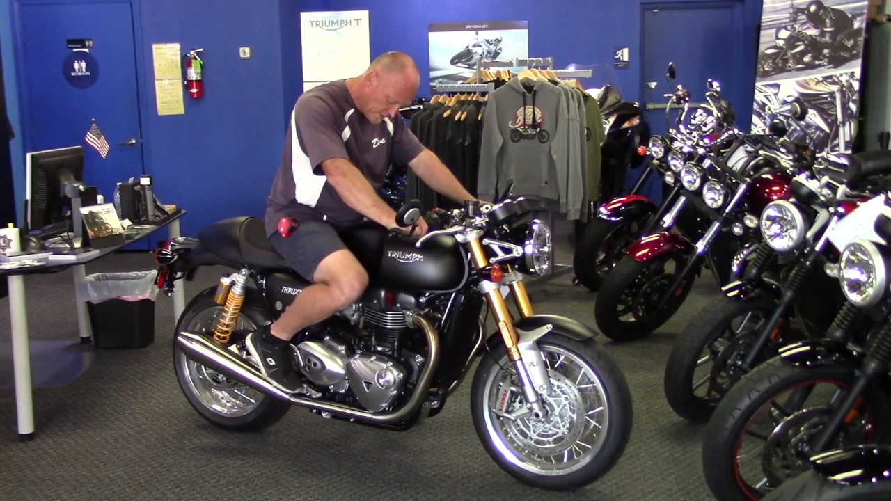 2017 Triumph Thruxton Review