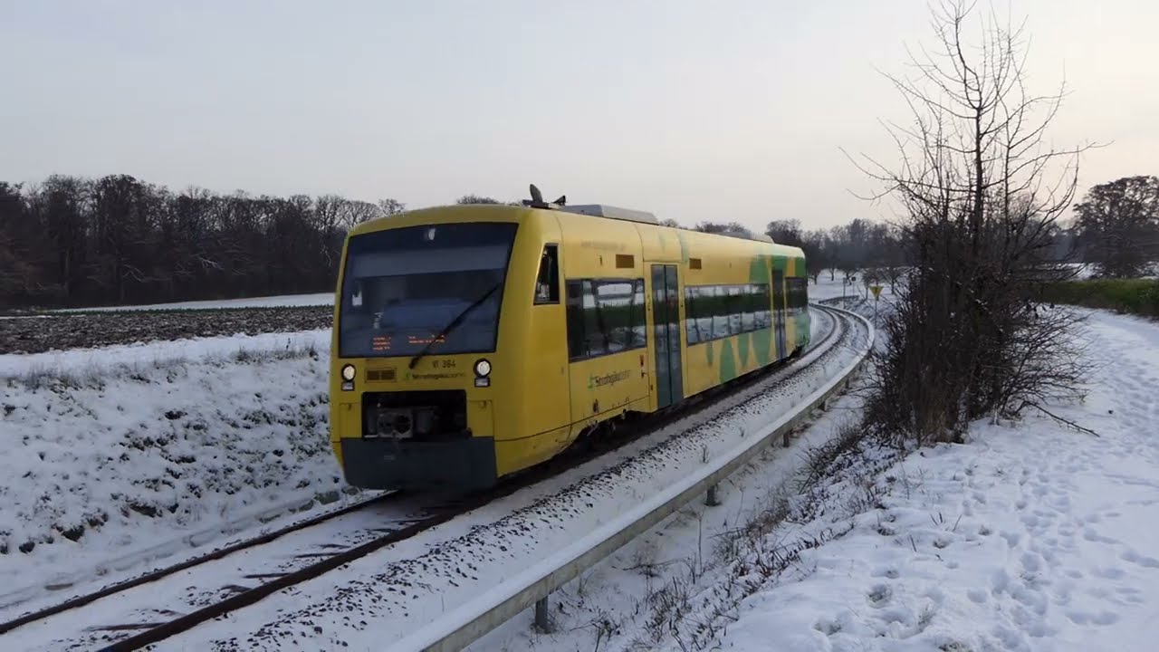 BR 650 (RS1) der Strohg&auml;ubahn, in Fahrt @ Hemmingen